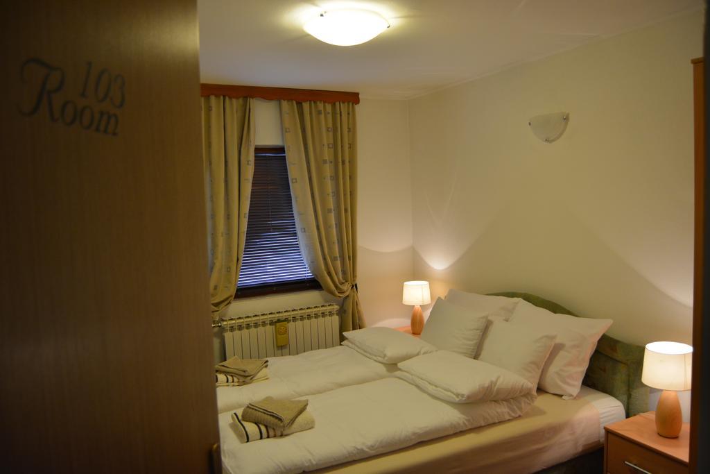 Hostel Denal Sarajevo Zimmer foto