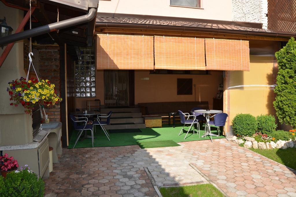 Hostel Denal Sarajevo Exterior foto